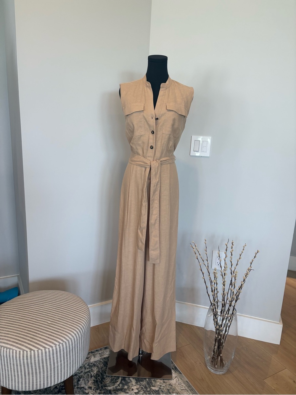 Ann Taylor Beige Maxi dress | Size 2
